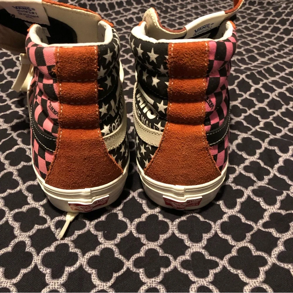 Vans Off The Wall High Top SK8-Hi Shoes Pink Checkered Blue Stars Mens Sz 10.5